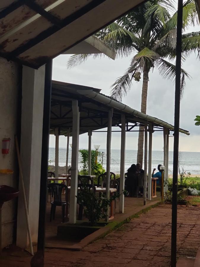 Mermaid Beach Resorts Vengurla エクステリア 写真